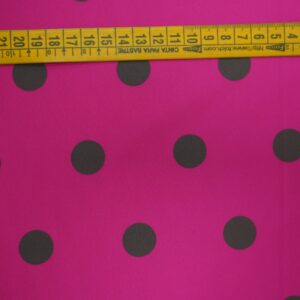 Tela flamenca fucsia con lunares chocolate de poliéster para vestido de flamenca